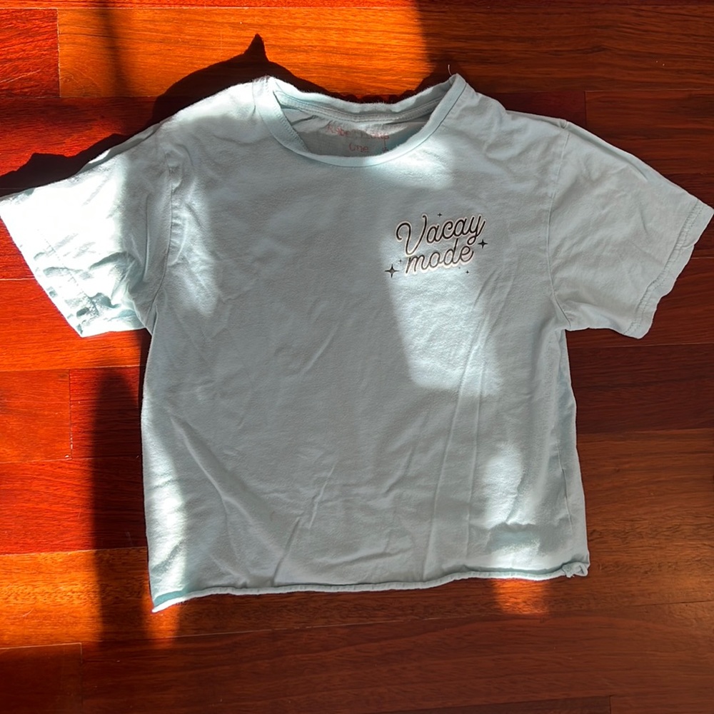 VACAY MODE BLUE CROP TOP